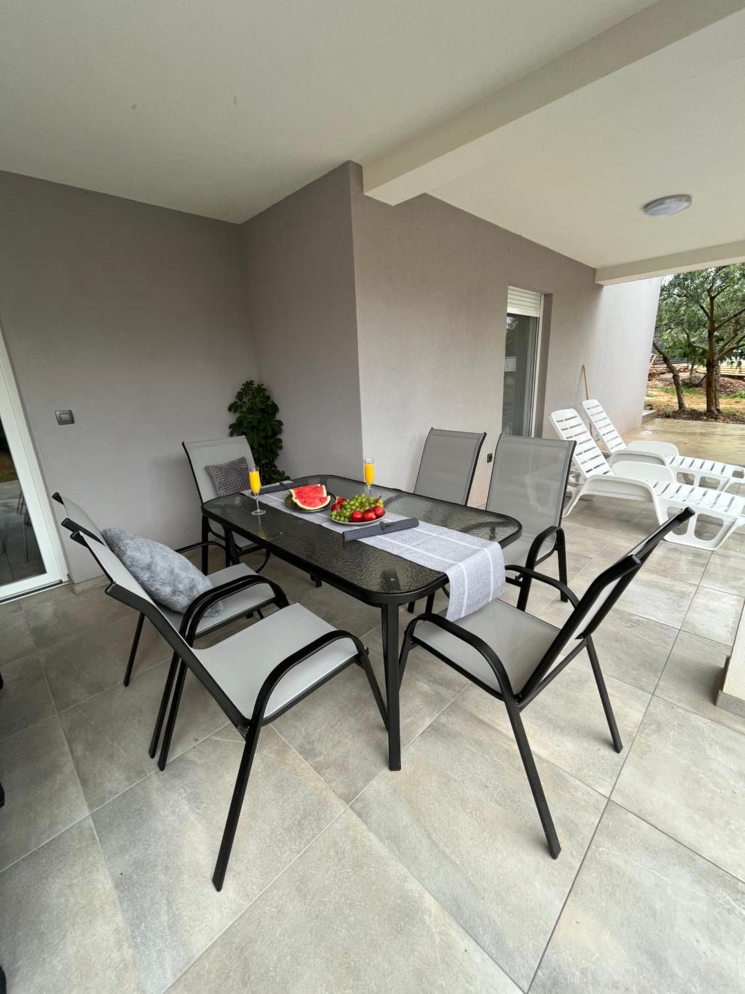 Apartman Oliva Zadar Extérieur photo